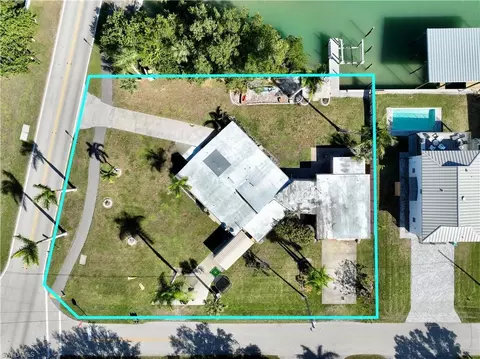 View/Area - 101 Pago Pago Dr E, Naples, FL 34113 photo 6 of 11