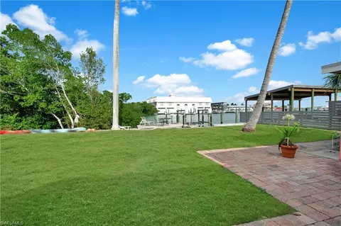 Exterior - 101 Pago Pago Dr E, Naples, FL 34113 photo 2 of 8