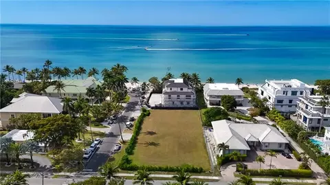 280 Gulf Shore Blvd S, Naples, FL 34102
