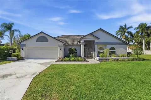 12521 Woodtimber Ln, Fort Myers, FL 33913