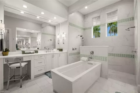 Bath - 784 Anderson Dr, Naples, FL 34103 photo 3 of 8