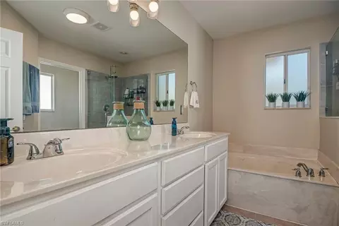 Bath - 1897 Par Dr, Naples, FL 34120 photo 2 of 5