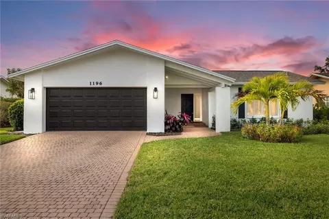 1196 Westlake Blvd, Naples, FL 34103