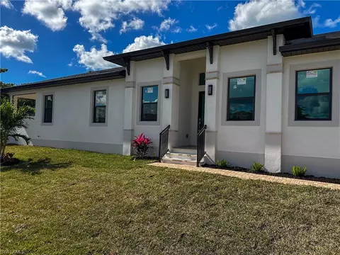2480 Florida Ave, Naples, FL 34112