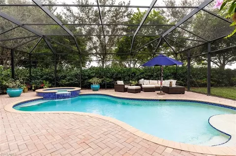13808 Luna Dr, Naples, FL 34109