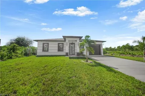 4204 E 3rd St, Lehigh Acres, FL 33936