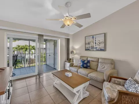 681 W Elkcam Cir #323, Marco Island, FL 34145