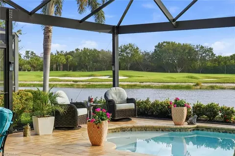 12396 Wisteria Dr, Naples, FL 34120
