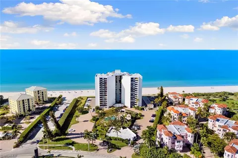 3951 Gulf Shore Blvd N #205, Naples, FL 34103
