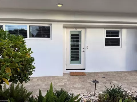 408 Broad Ave S #H408, Naples, FL 34102