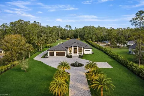 467 20th Ave NE, Naples, FL 34120
