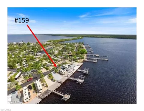 150 Smallwood Dr, Chokoloskee, FL 34138