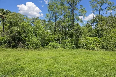 709 Eugene Cernan Dr, Labelle, FL 33935