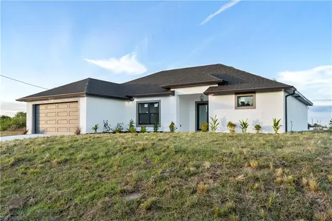 1517 NW 17th St, Cape Coral, FL 33993