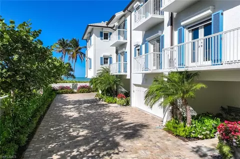 Exterior - 70 Seagate Dr, Naples, FL 34103 photo 1 of 6