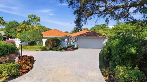 Exterior - 300 Bald Eagle Dr #1, Naples, FL 34105 photo 11 of 14