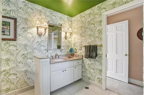 Bath - 300 Bald Eagle Dr #1, Naples, FL 34105 photo 3 of 6