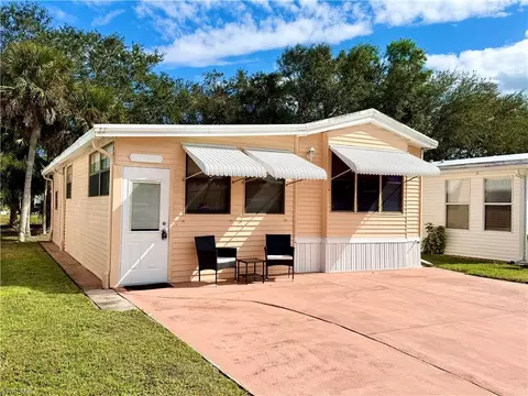 16 Bass Ln #16, Naples, FL 34114