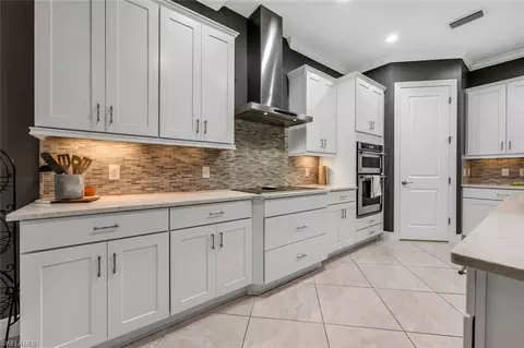 Kitchen - 4664 Abaca Cir, Naples, FL 34119 photo 1 of 2