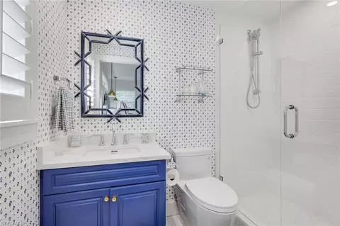 Bath - 695 Regatta Rd S, Naples, FL 34103 photo 3 of 6
