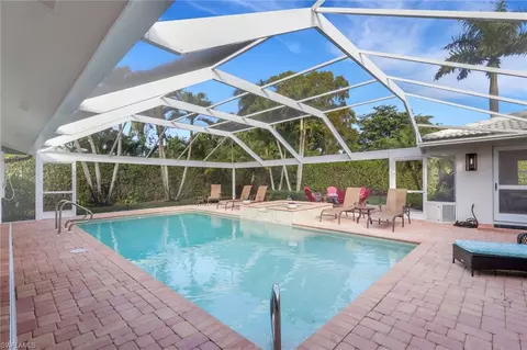 Exterior - 695 Regatta Rd S, Naples, FL 34103 photo 9 of 12