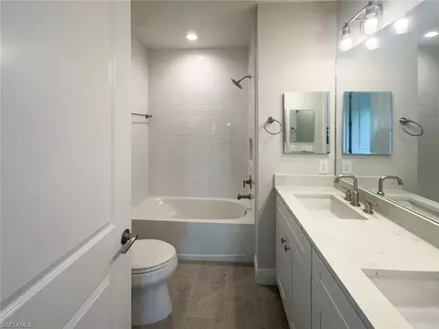 Bath - 4605 Centaurus Cir, Naples, FL 34120 photo 5 of 6