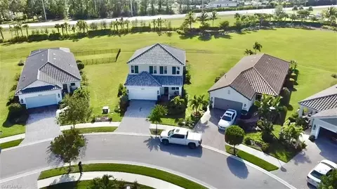 View/Area - 4605 Centaurus Cir, Naples, FL 34120 photo 2 of 5