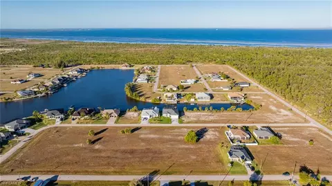 4002 NW 42nd Ave, Cape Coral, FL 33993