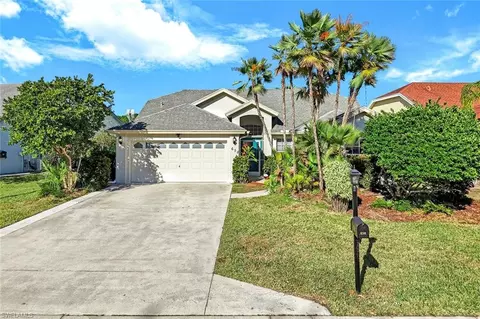 658 Lambton Ln, Naples, FL 34104