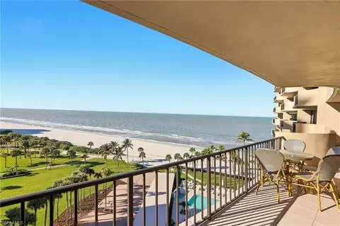 4001 Gulf Shore Blvd N #901, Naples, FL 34103