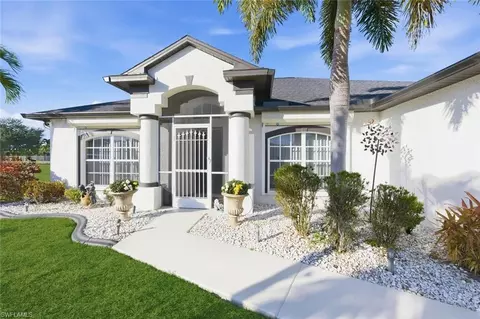 609 SE 16th Ter, Cape Coral, FL 33990
