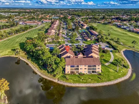 5250 Fox Hollow Dr #528, Naples, FL 34104