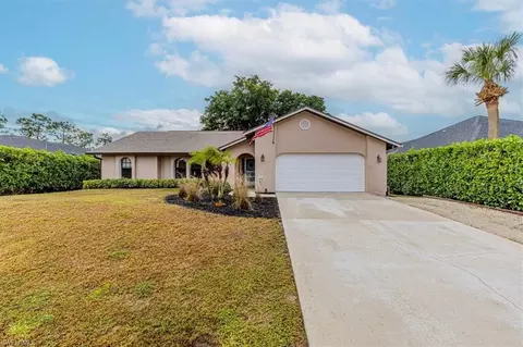 10590 Woodchuck Ln, Bonita Springs, FL 34135