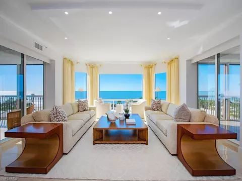 8473 Bay Colony Dr #403, Naples, FL 34108