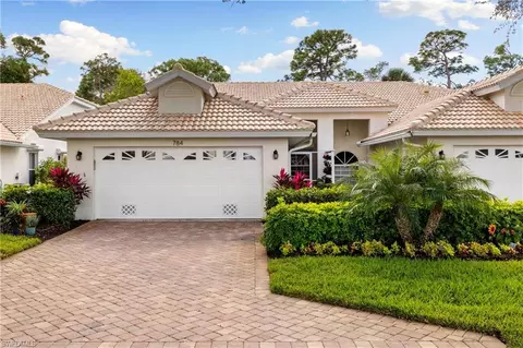 784 Wiggins Bay Dr #19L, Naples, FL 34110
