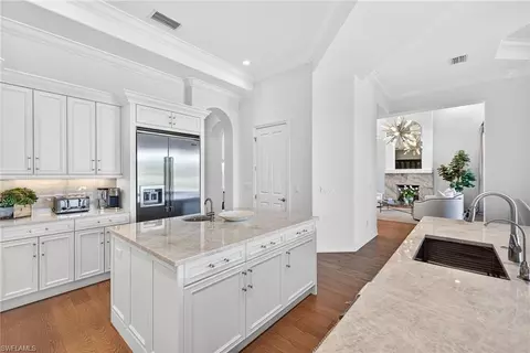 Kitchen - 16515 Buonasera Ct, Naples, FL 34110 photo 4 of 6