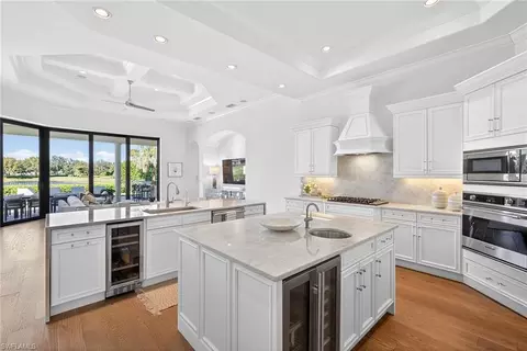 Kitchen - 16515 Buonasera Ct, Naples, FL 34110 photo 5 of 6