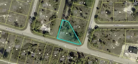 3057 Meadow Rd, Lehigh Acres, FL 33974
