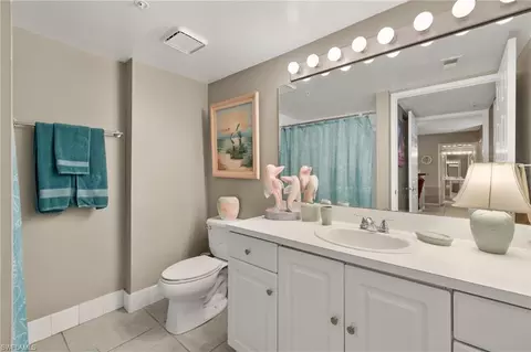 Bath - 1835 Florida Club Cir #3103, Naples, FL 34112 photo 1 of 2