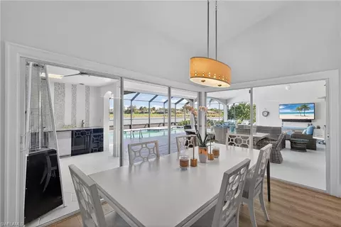 Dining - 5825 Cloudstone Ct, Naples, FL 34119 photo 2 of 3