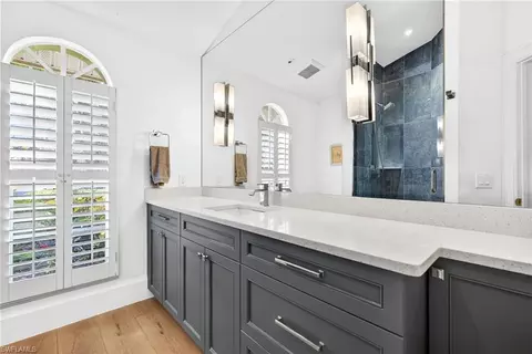Bath - 5825 Cloudstone Ct, Naples, FL 34119 photo 4 of 4