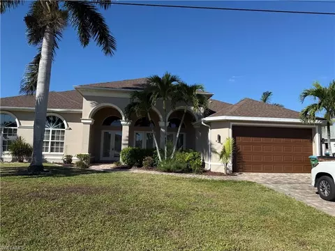 2605 Beach Pkwy W, Cape Coral, FL 33914