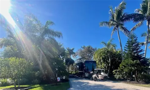 4420 Southern Breeze Dr, Naples, FL 34114