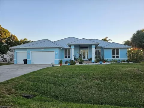 7791 Grande Pine Rd, Bokeelia, FL 33922