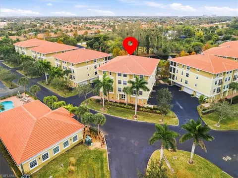 10041 Lake Cove Dr #202, Fort Myers, FL 33908