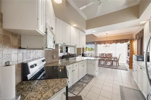 Kitchen - 5405 Freeport Ln, Naples, FL 34119 photo 1 of 4