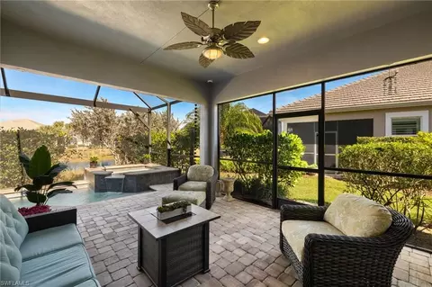 7014 Dominica Dr, Naples, FL 34113
