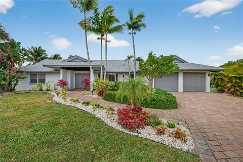 2341 Mayfield Ct #8, Naples, FL 34105