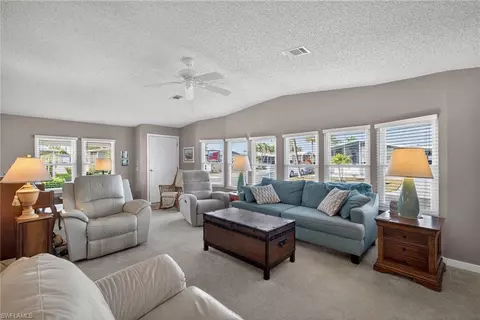 161 Seven Seas Way #161, Naples, FL 34104