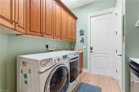 5867 Marble Ct, Naples, FL 34110 photo 20
